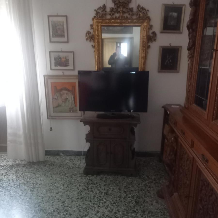 Il Nido Di Mamma E Babbo Lägenhet Civitavecchia Exteriör bild