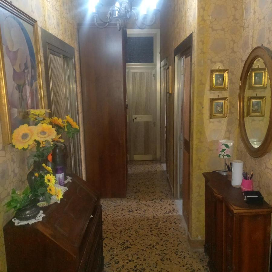 Il Nido Di Mamma E Babbo Lägenhet Civitavecchia Exteriör bild